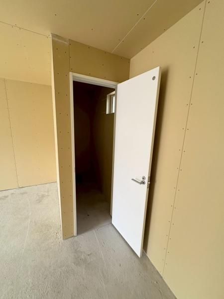 �y�g�C���z�@