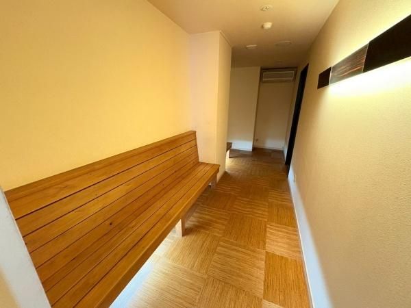 �y�����E���r���O�z�@