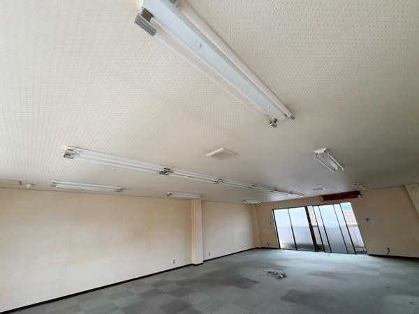 �y���̑��ݔ��z�@