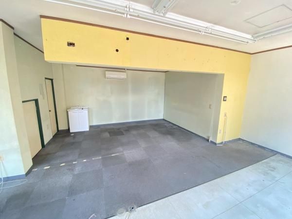 �y�L�b�`���z�@