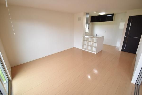 �y�����E���r���O�z�@���������ʎ���