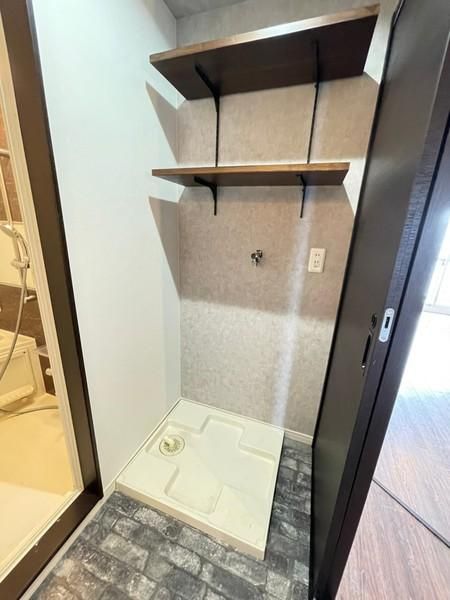 �y�Z�L�����e�B�z�@