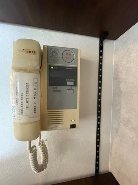 �y�G���g�����X�z�@