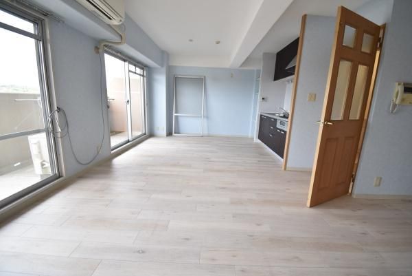 �y�����E���r���O�z�@���d�l�ʐ^