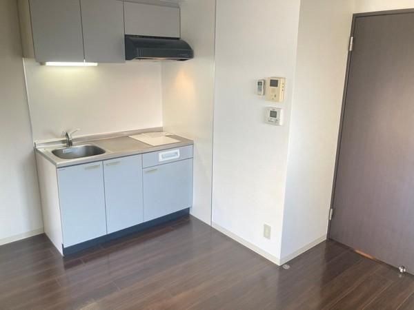 �y�L�b�`���z�@