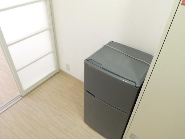 �y���̑��ݔ��z�@