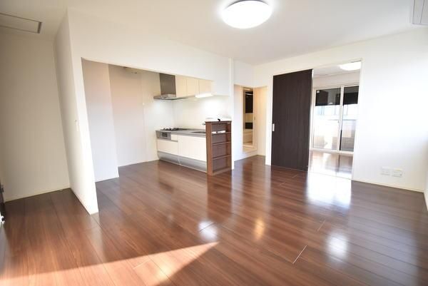 �y�����E���r���O�z�@���d�l�ʐ^