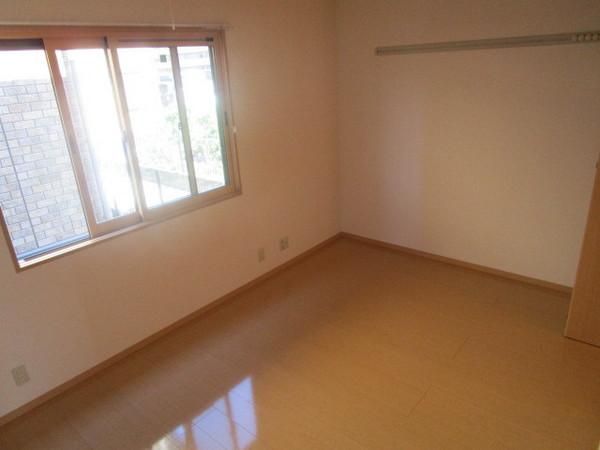 �y���̑������E�X�y�[�X�z�@���d�l�ʐ^