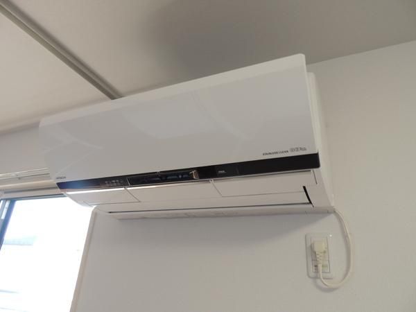 �y���̑��ݔ��z�@