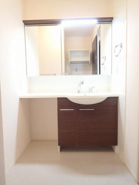 �y���ʏ��z�@