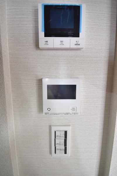 �y�Z�L�����e�B�z�@���d�l�ʐ^