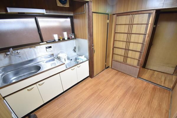 �y�L�b�`���z�@