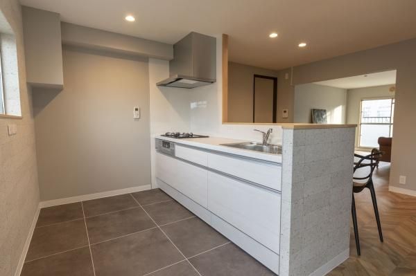 �y�L�b�`���z�@