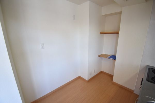 �y�L�b�`���z�@