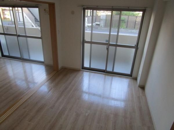 �y���̑������E�X�y�[�X�z�@���d�l�ʐ^