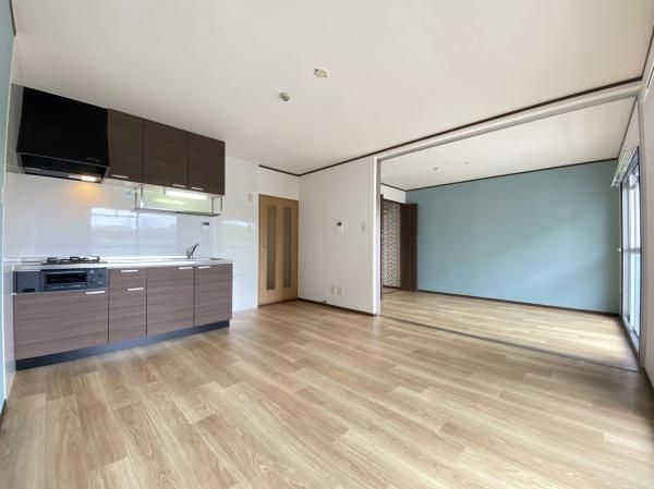 �y�����E���r���O�z�@�������ʎ�