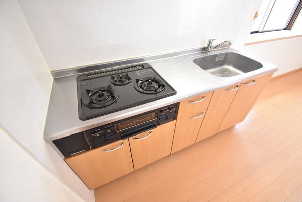 �y�L�b�`���z�@