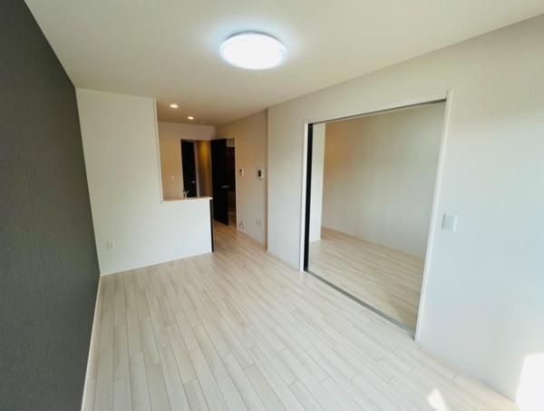 �y�����E���r���O�z�@���d�l�ʐ^