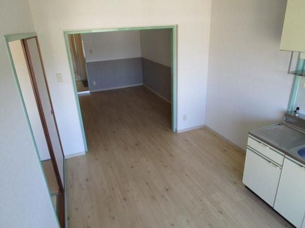 �y�����E���r���O�z�@�������ʎ�