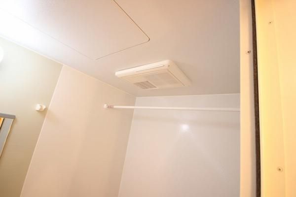 �y���̑��ݔ��z�@