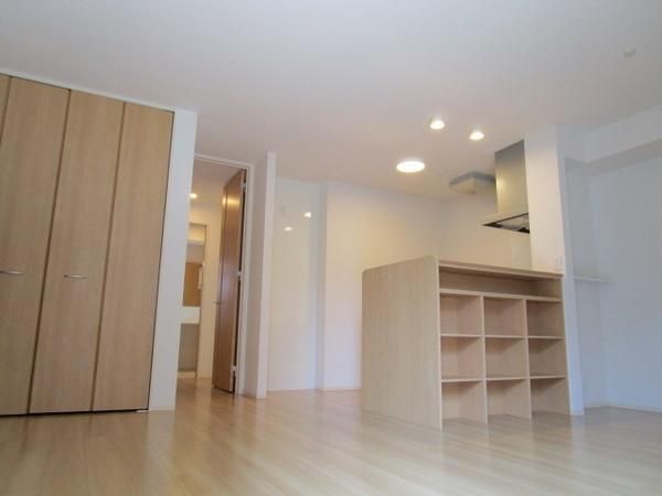 �y���̑������E�X�y�[�X�z�@