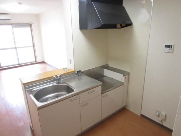 �y�L�b�`���z�@