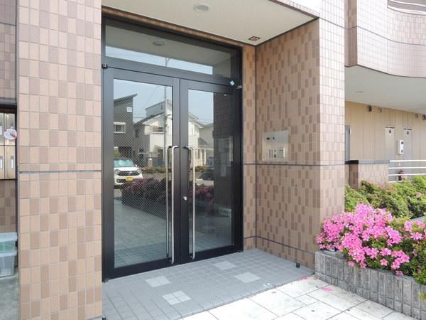 �y�G���g�����X�z�@