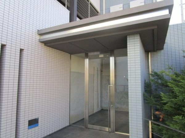 �y�G���g�����X�z�@