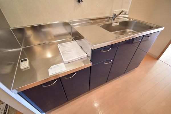 �y�L�b�`���z�@