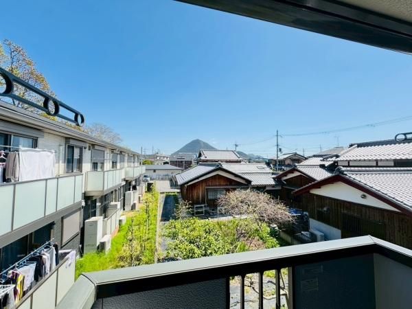 �y���]�z�@