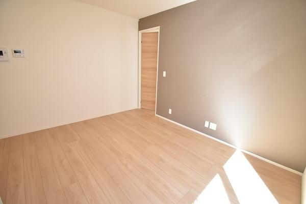 �y���̑������E�X�y�[�X�z�@���d�l�ʐ^