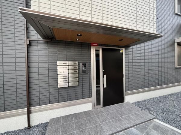 �y�G���g�����X�z�@