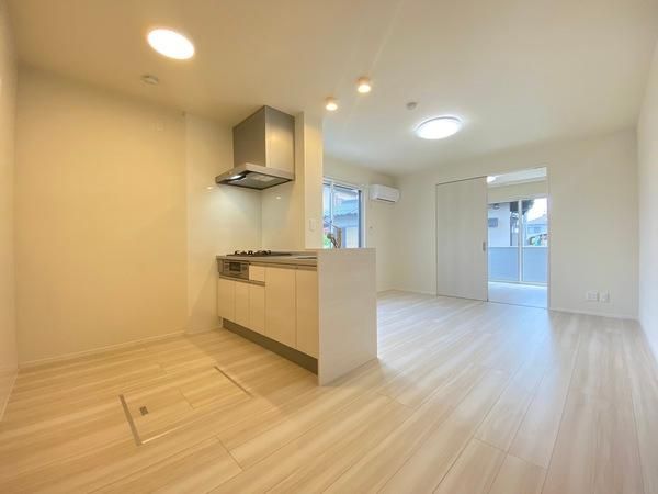 �y�����E���r���O�z�@���������ʎ���