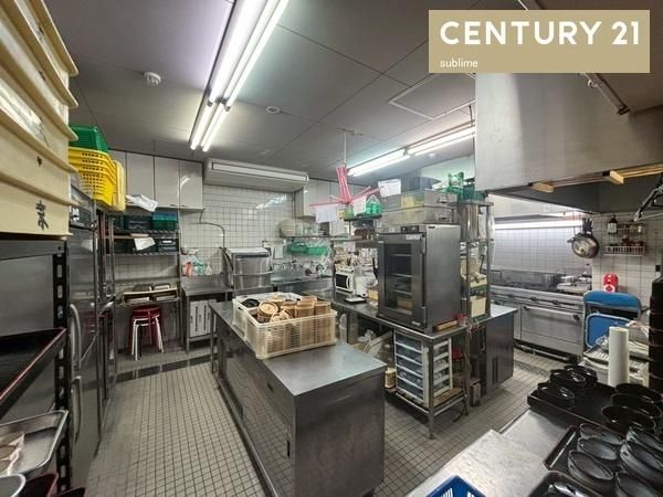 �y�L�b�`���z�@