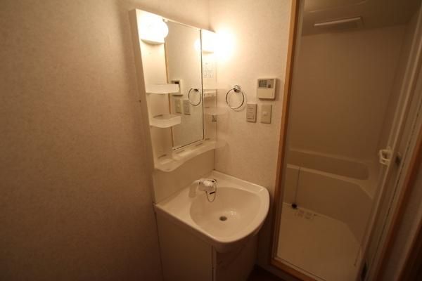 �y���ʏ��z�@