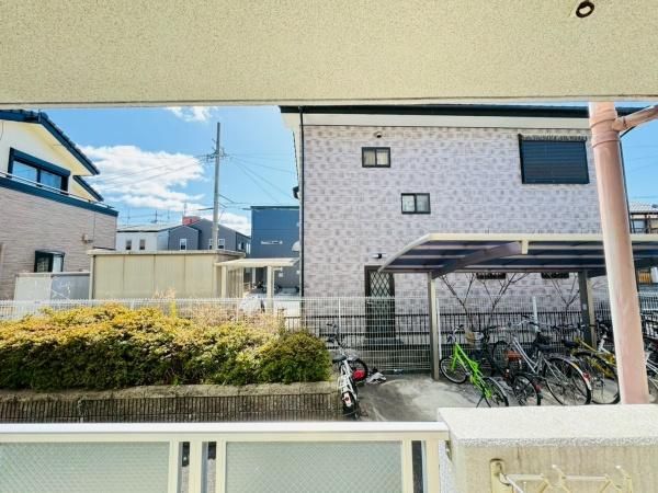 �y���]�z�@