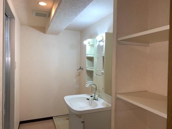 �y���ʏ��z�@