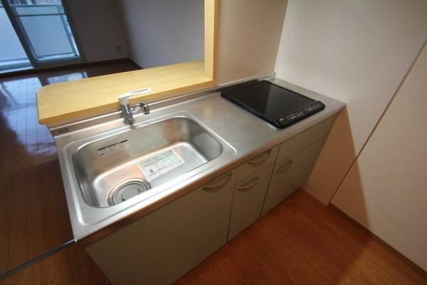 �y�L�b�`���z�@