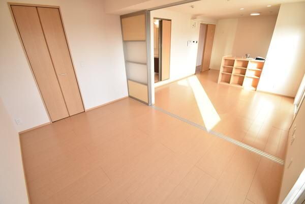 �y�����E���r���O�z�@���d�l�ʐ^