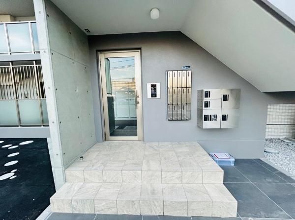 �y�G���g�����X�z�@