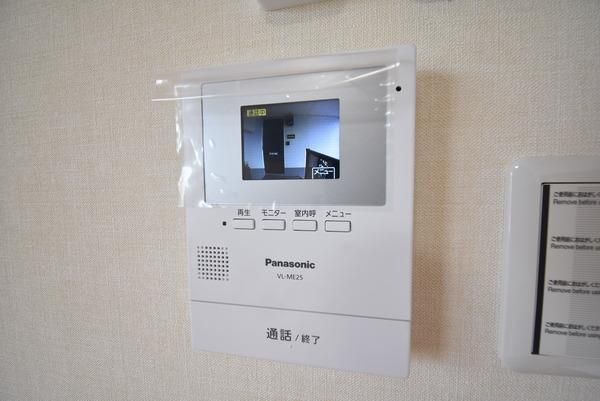 �y�Z�L�����e�B�z�@���d�l�ʐ^