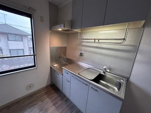 �y�L�b�`���z�@