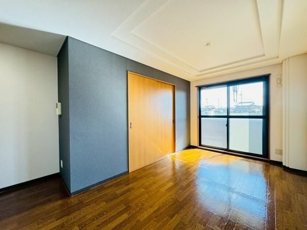 �y�����E���r���O�z�@���d�l�ʐ^