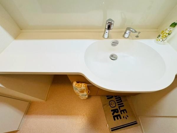 �y�����E���r���O�z�@