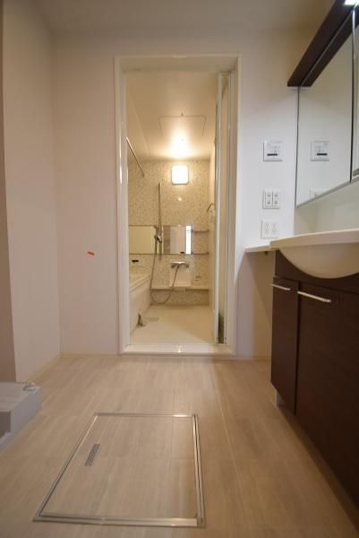 �y�����O�ρz�@�����\�z�}