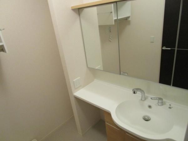 �y���ʏ��z�@