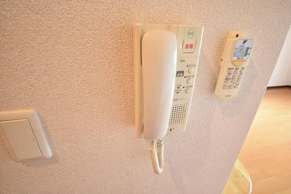 �y�Z�L�����e�B�z�@���d�l�ʐ^