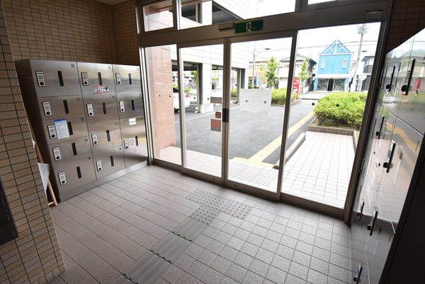 �y�G���g�����X�z�@