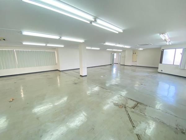 �y���̑������E�X�y�[�X�z�@