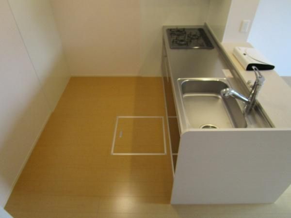 �y�L�b�`���z�@